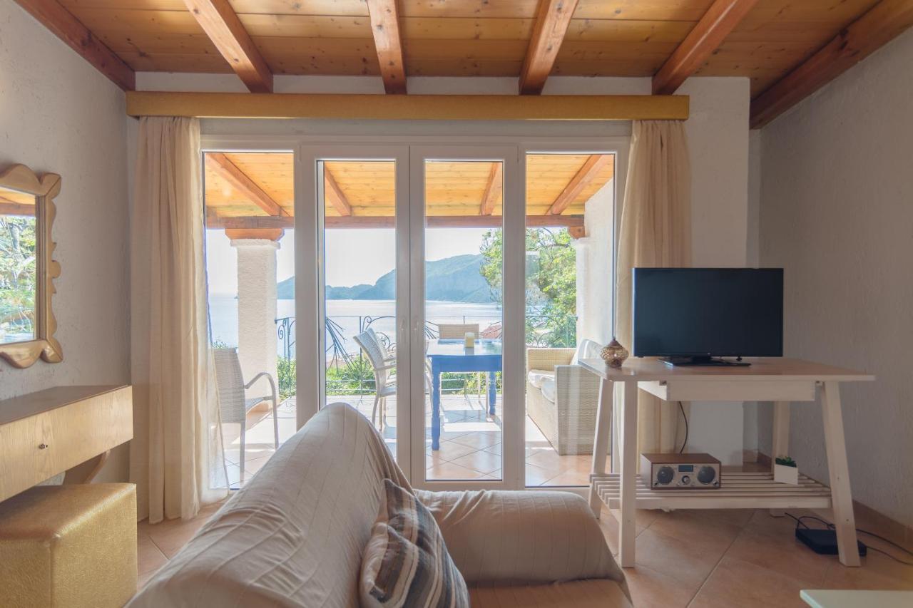 Villa Theodora View Apartments Polimnia Agios Georgios Pagon Ngoại thất bức ảnh