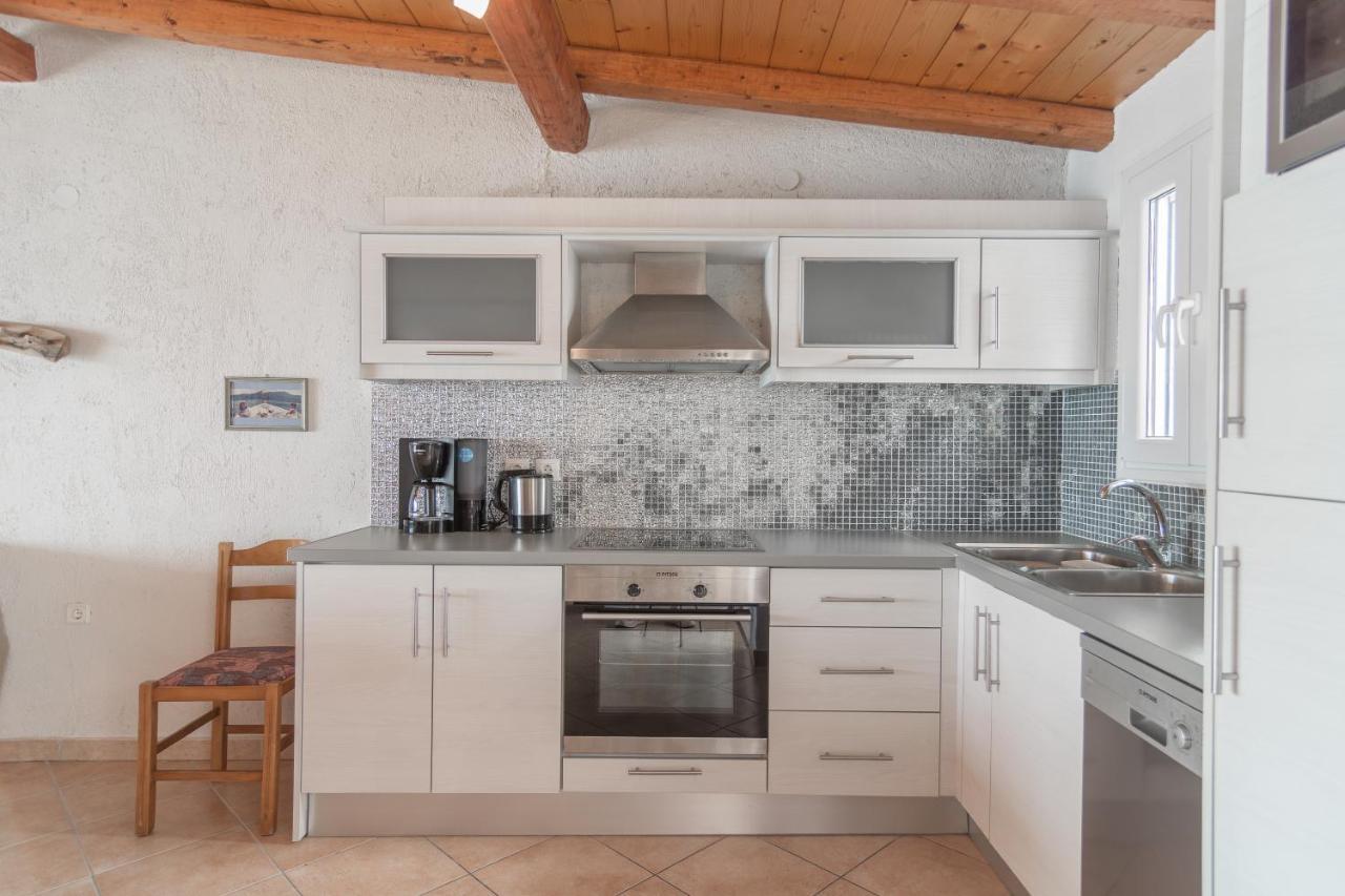Villa Theodora View Apartments Polimnia Agios Georgios Pagon Ngoại thất bức ảnh